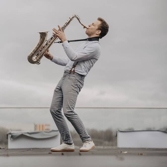 Saxophonist zur Hochzeitsparty